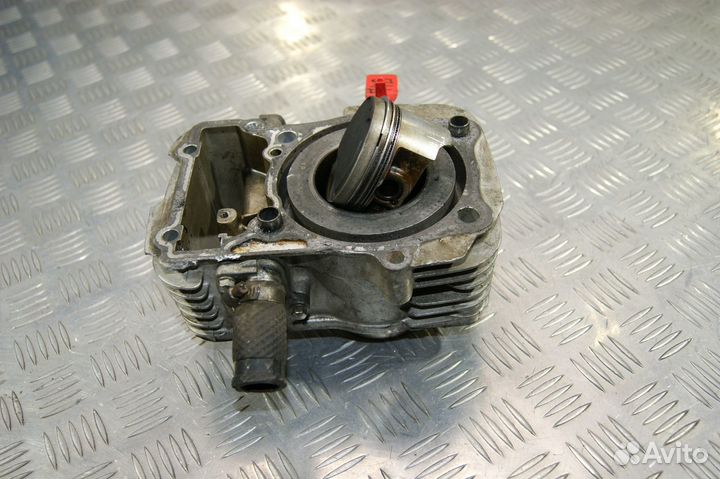 Цилиндр с поршнем Suzuki VS400F Intruder, VK51A