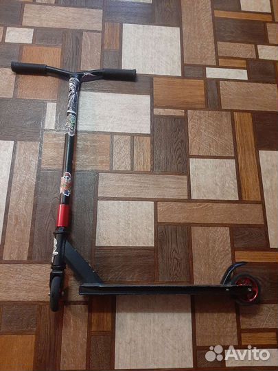 Трюковой самокат