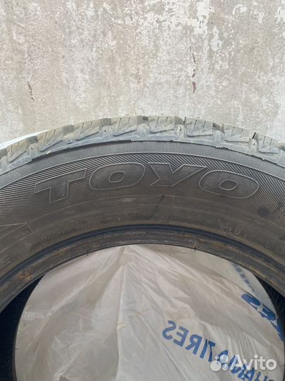 Toyo Observe Ice-Freezer 195/65 R15 91T