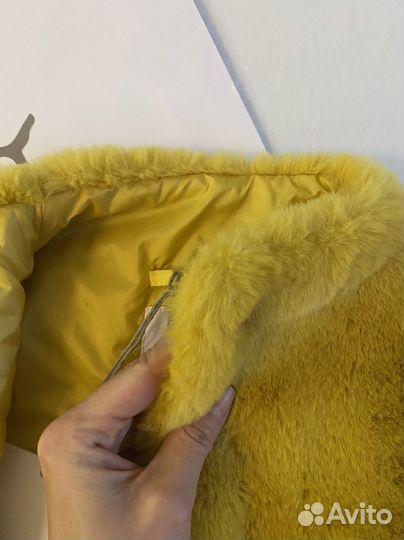 Жилет из искусственного меха 5лет