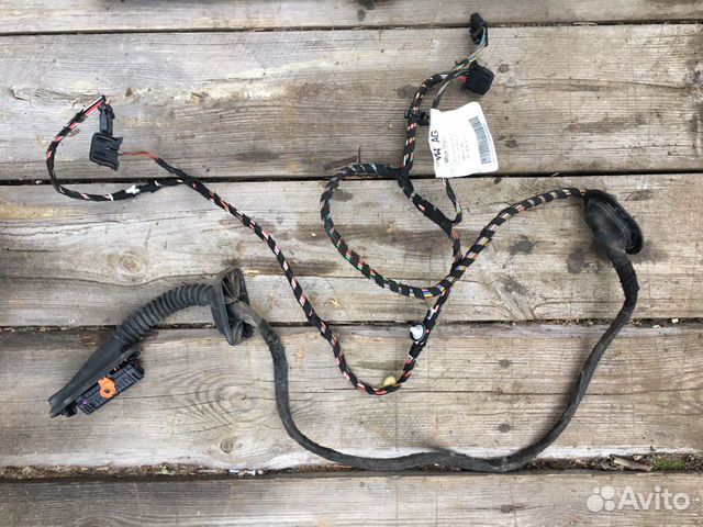 Проводка передней двери Volkswagen Polo