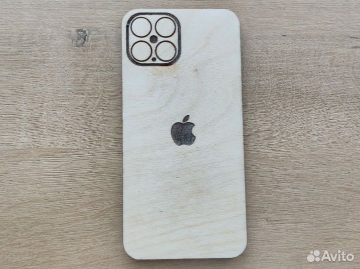 iPhone деревянный