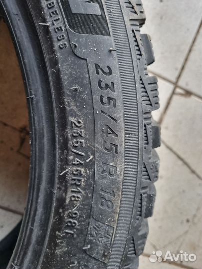 Michelin X-Ice North 4 235/45 R18 98T