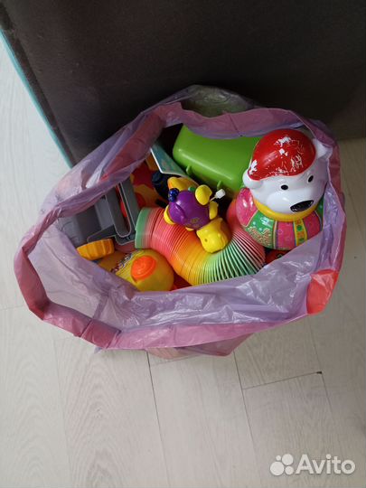 Игрушки пакетом