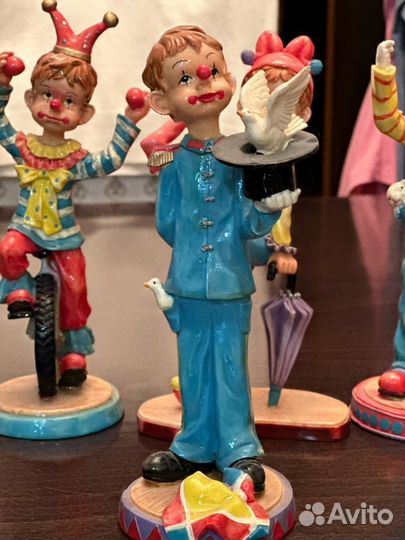 Статуэтка клоун