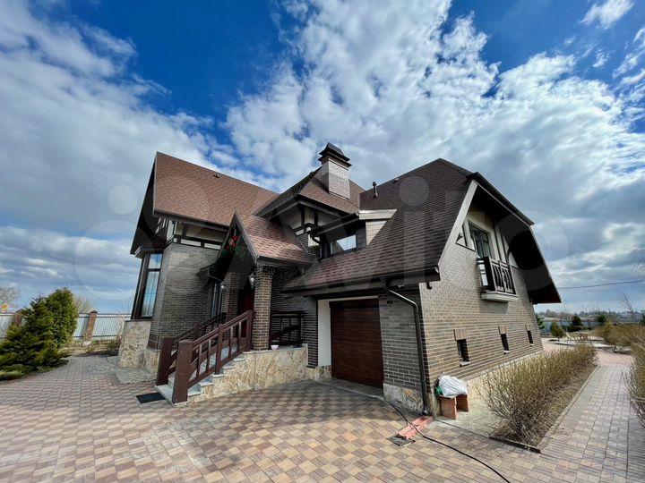 Коттедж 230 м² на участке 22 сот.