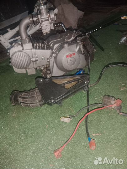 Двигатель yx125 электростартер