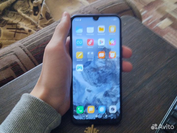 Телефон