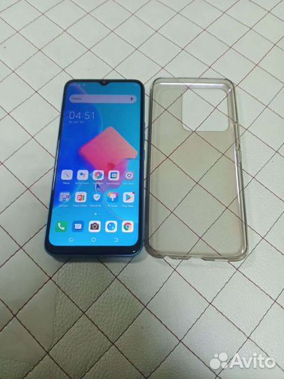 Телефон Tecno spark 8c