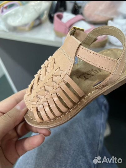 Сандали next новые