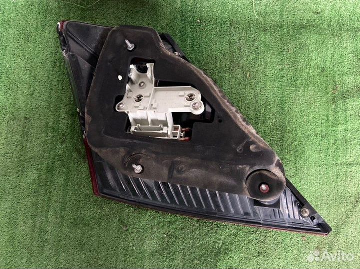 Фонарь задний правый Mercedes S-Class W221