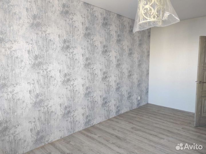 Поклейка обоев