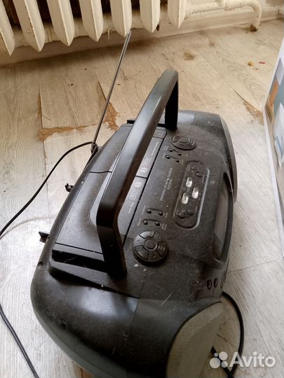 Кассетный магнитофон