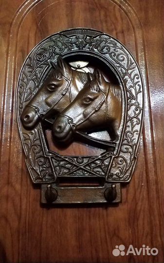 Подкова вешалка ключница