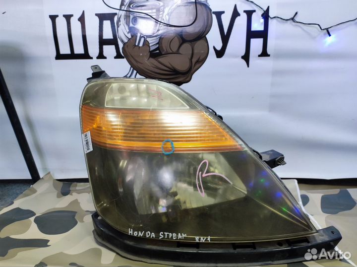 Фара Honda Stream RN1 передняя правая