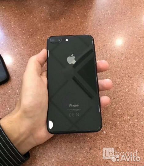 iPhone 8 plus 64gb