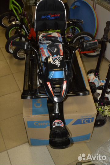 Снегокат со спинкой, как харлей