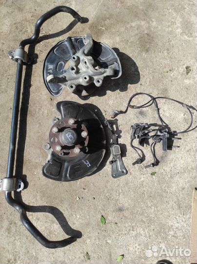 Поворотный кулак передний в сборе Mercedes w212