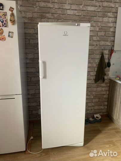 Морозильная камера indesit