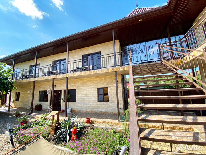 Горничная с возможным проживанием