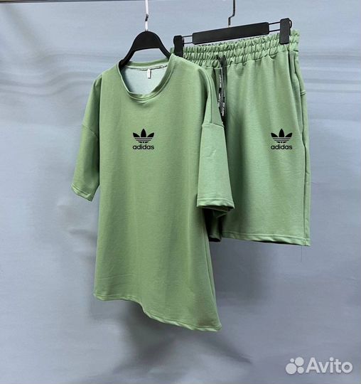 Спортивный костюм Adidas