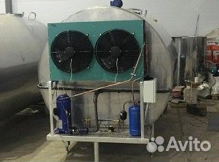 Танк охладитель молока закрытого типа 1000л г894