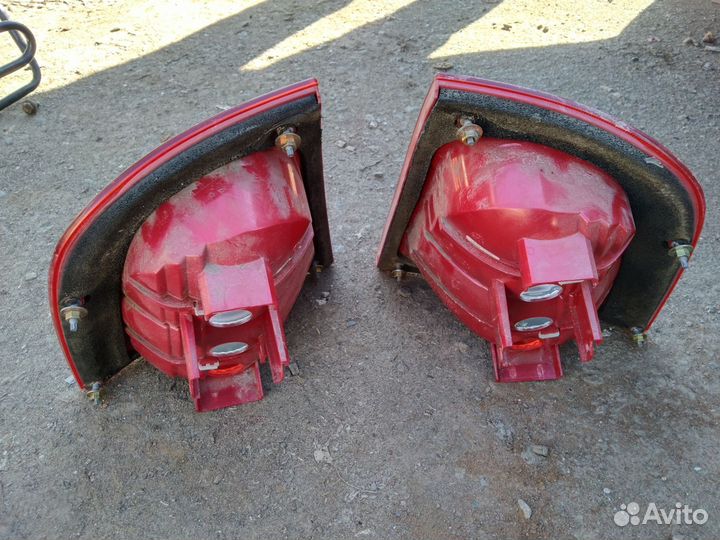 Задние фонари Skoda Octavia A4