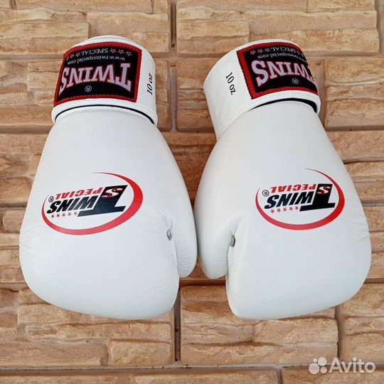 Боксёрские перчатки