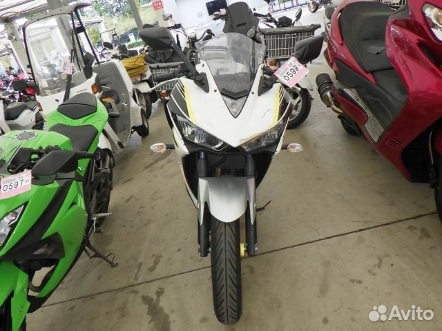 Yamaha YZF-R25