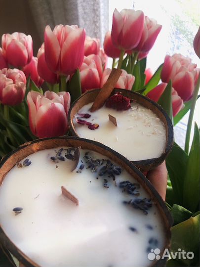 Ароматическая свеча в кокосе