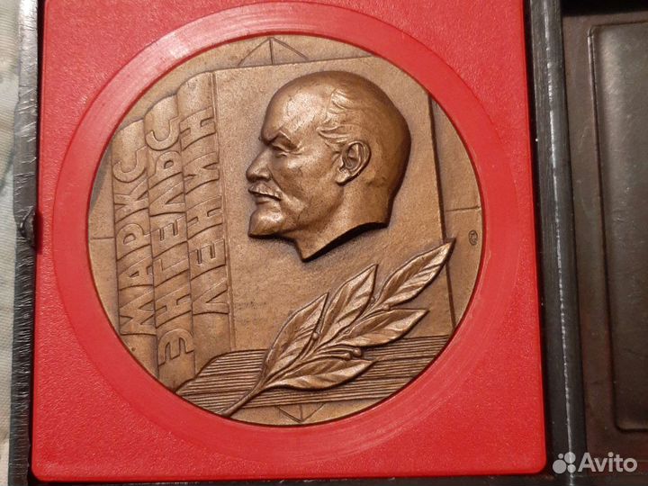 Настольные медали СССР