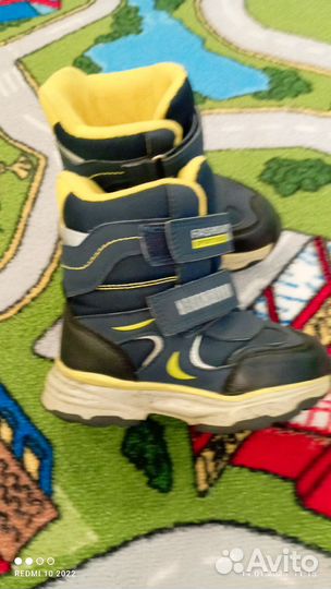 Зимние ботинки на мальчика размер 25