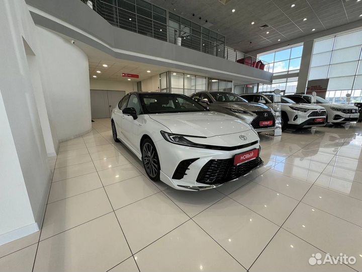 Toyota Camry 2.0 CVT, 2024, 10 км
