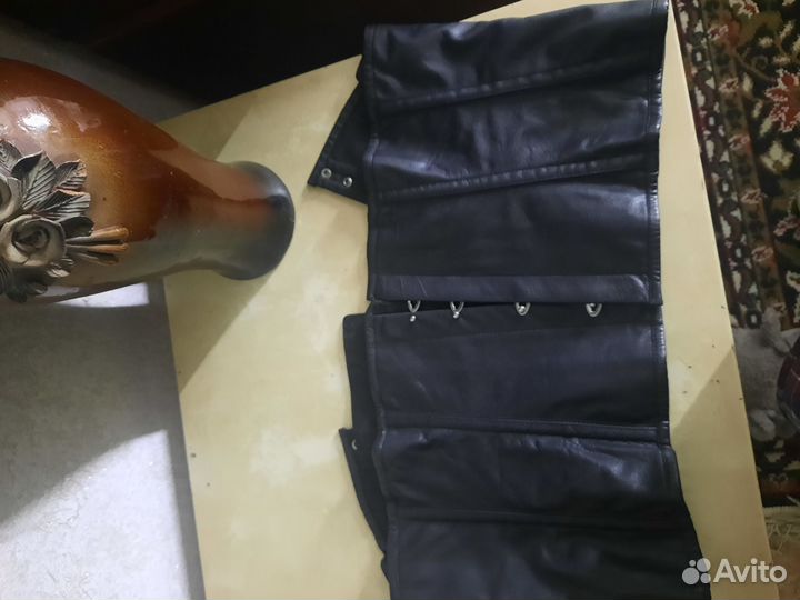 Кожаный корсет