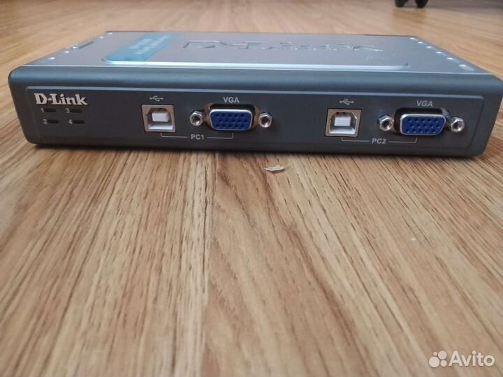 KVM переключатель D-Link