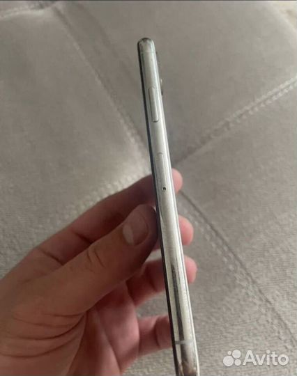 iPhone X, 64 ГБ