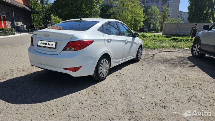 Hyundai Solaris 1.4 AT, 2016, 128 300 км