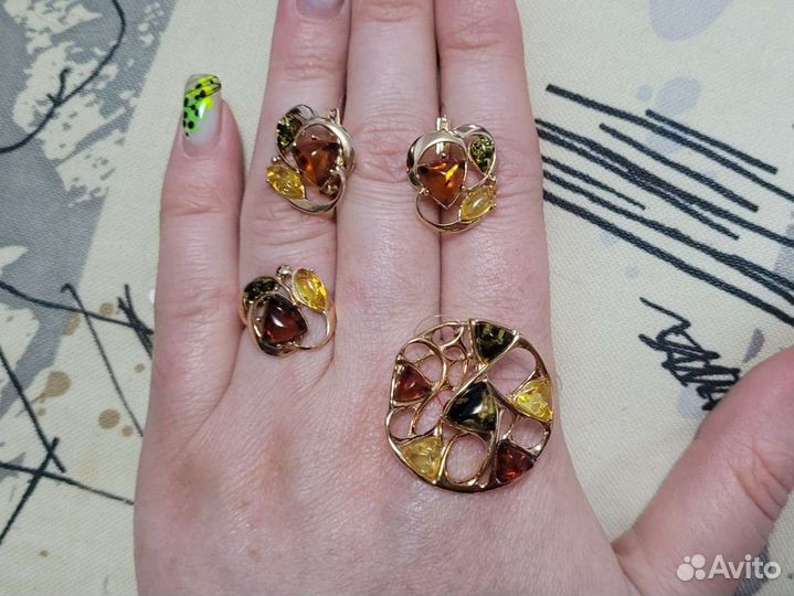 Сербряные серьги, кольцо, подвеска