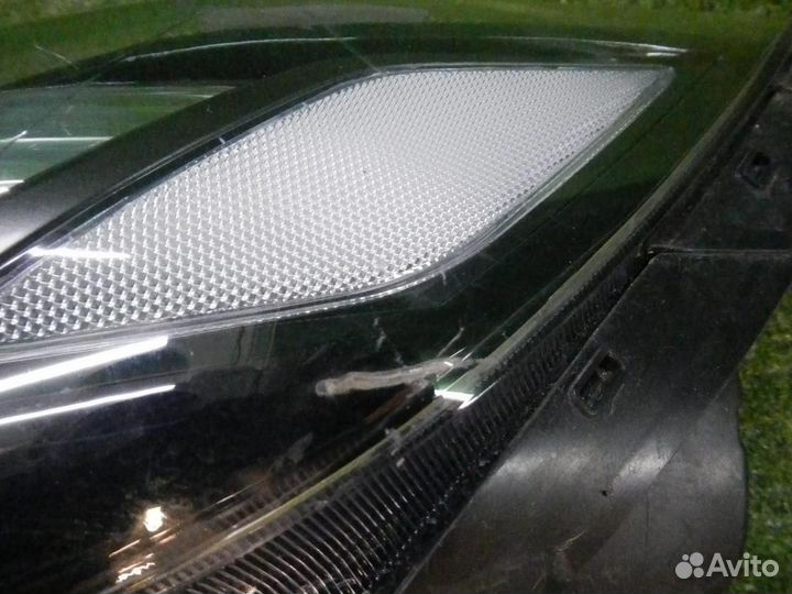 Фара левая Kia Sorento/Sorento Prime