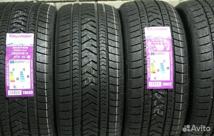 Tourador Winter Pro TSU1 245/40 R18 и 265/35 R18 97V