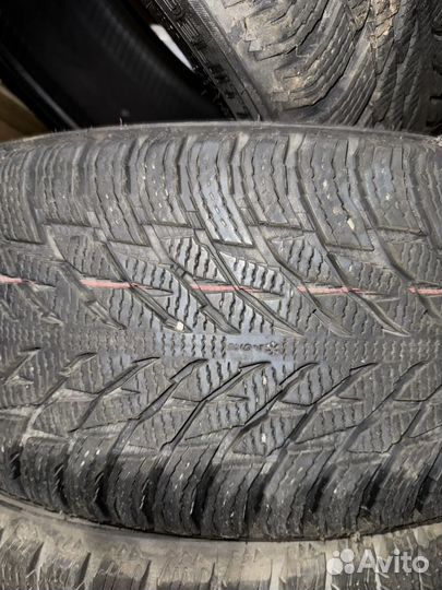 Nokian Tyres Hakkapeliitta R3 SUV 295/40 R21