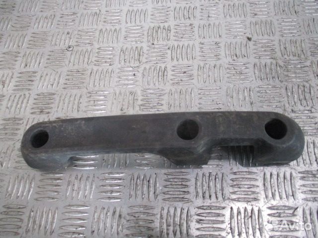 Ручка капота правая DAF 1643367