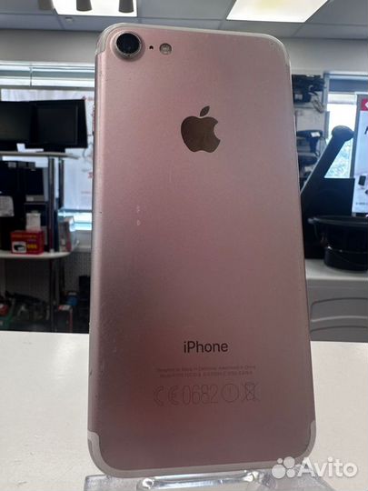 iPhone 7, 32 ГБ