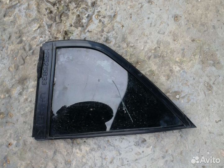 Форточка задняя левая мицубиси лансер 9