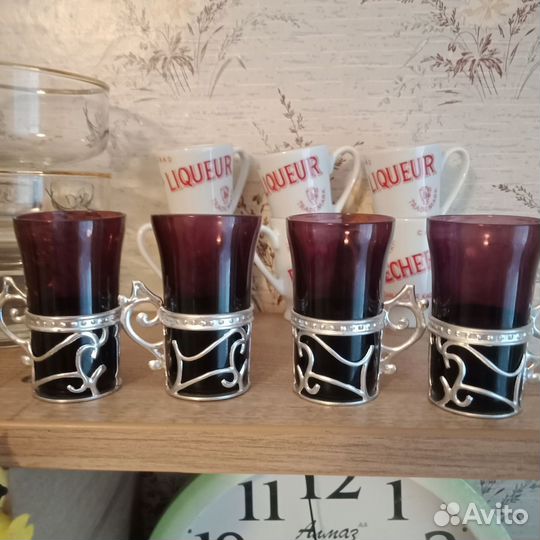 Винтаж Стопки Марганцевое стекло в подстаканнике