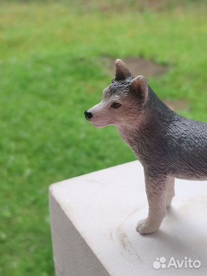 Фигурка хаски 2007г