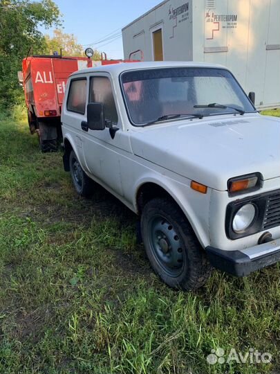 LADA 4x4 (Нива) 1.7 МТ, 2009, 100 000 км