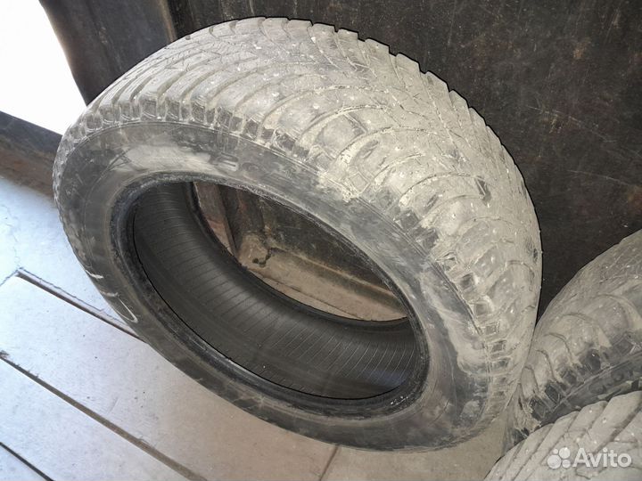 Pirelli Ice Zero 2 205/55 R16