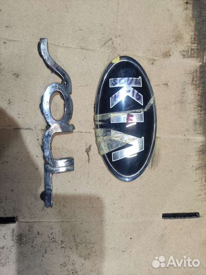 Значок Kia Soul 1