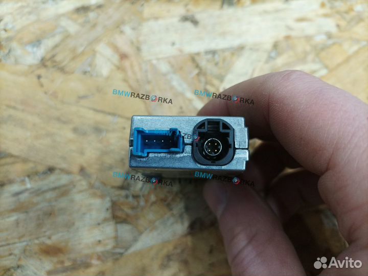 Разъем AUX / USB BMW i5 G60 2024 5A27DE6